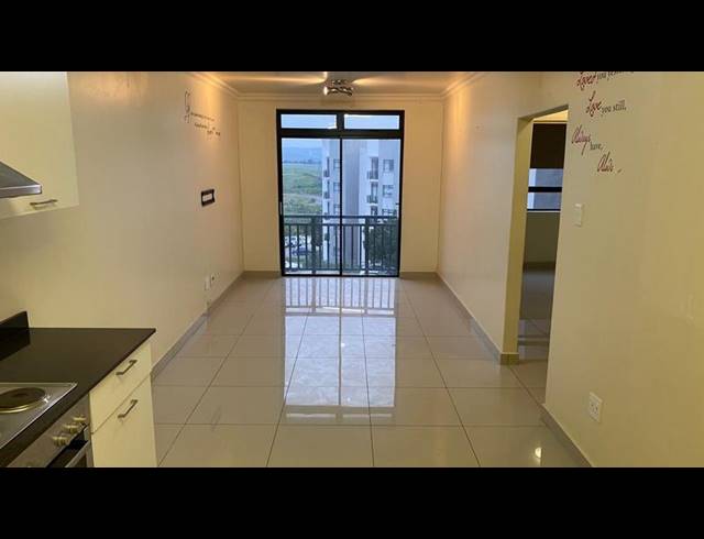 2 BEDROOM APARTMENT FOR SALE IN UMHLANGA RIDGE
